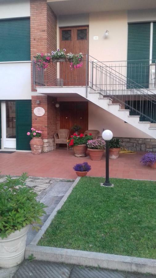 Gino'S House Hotel Pisa Exterior photo